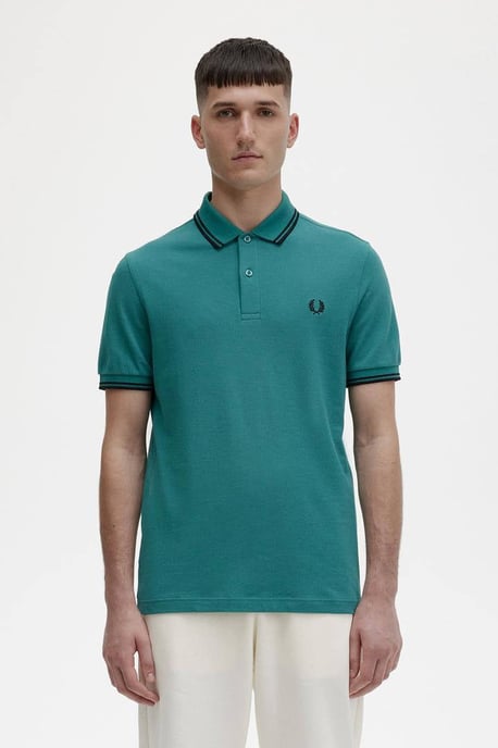 Fred Perry Polo negro con cuello con ribetes gemelos en verde menta - Image 4