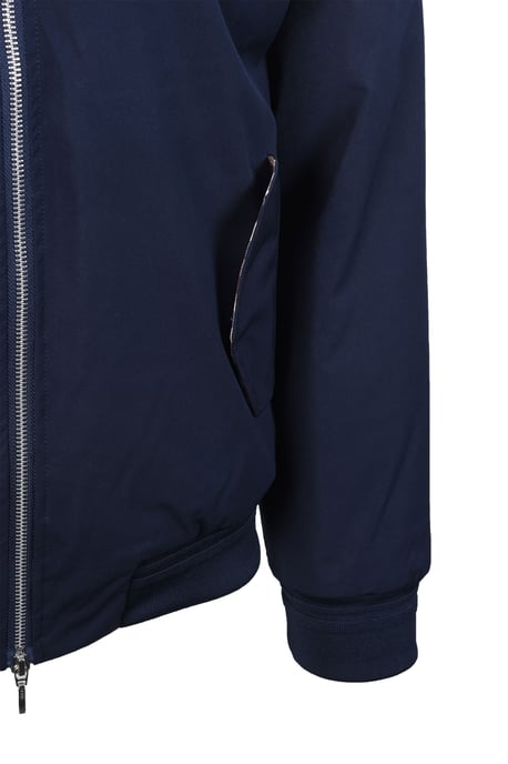 Chaqueta Hydro Active Scutum de Aquascutum en Azul Marino - Image 3