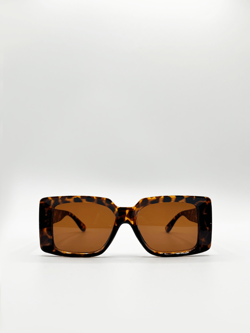 Oversized Square Frame in Tortoiseshell