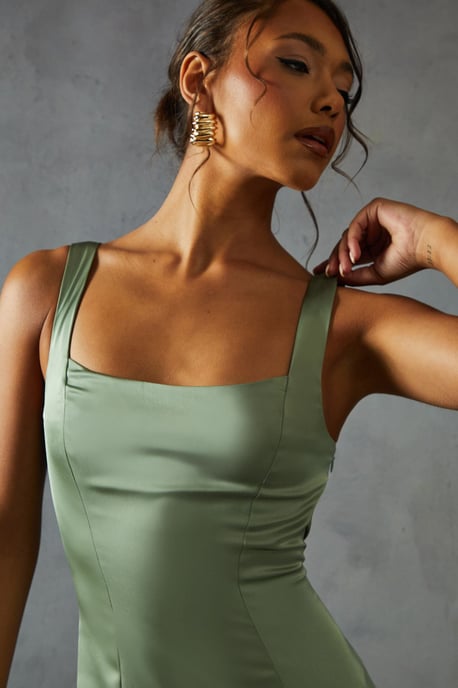 Premium Satin Square Pleated Skirt Bridesmaid Dress