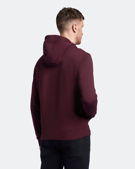 Sudadera con capucha color borgona con la marca Lyle & Scott - Image 4