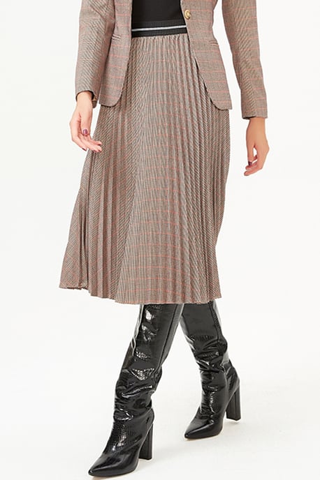 Pleated skirt and contrasting elastic waist - Image 2