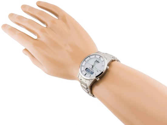 Casio Waveceptor Men's Silver Watch LCW-M170TD-7AER - Image 5