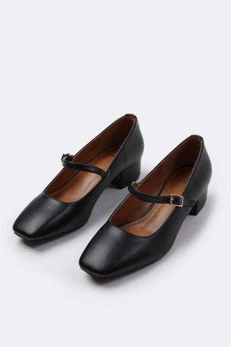 Wheres That From Womens 'Oslo' Low Block Heel With Strap And Square Toe