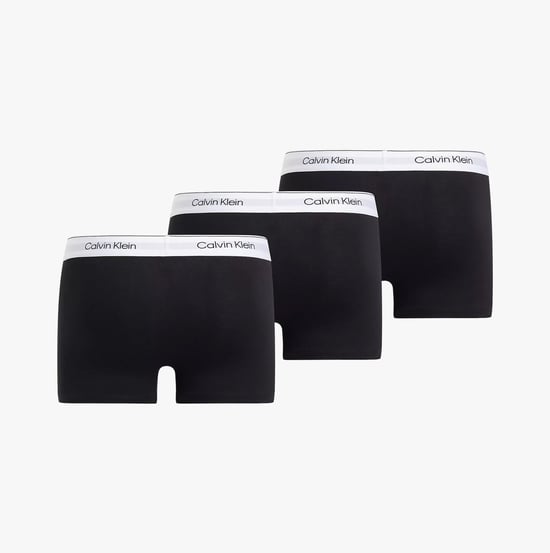 Calvin Klein MODERN COTTON STRETCH Paquete de 3 Trunks para Hombre Negro - Image 2