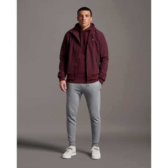 Sudadera con capucha color borgona con la marca Lyle & Scott - Image 2