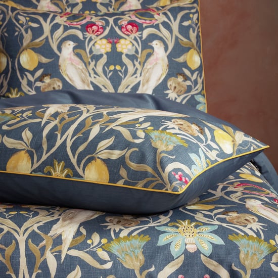 EW por Edinburgh Weavers Funda de Almohada de Algodón de Lujo Par de Pájaros Florales Liberty - Image 2