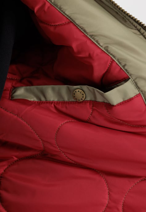 Chaqueta de vuelo Injector III para hombre de Alpha Industries en verde - Image 6