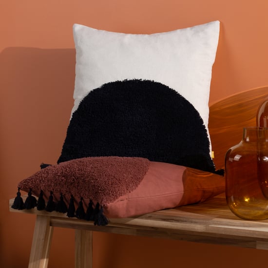 furn. Funda de Cojín de Algodón Tufted Semicírculo Radian con Borlas - Image 6