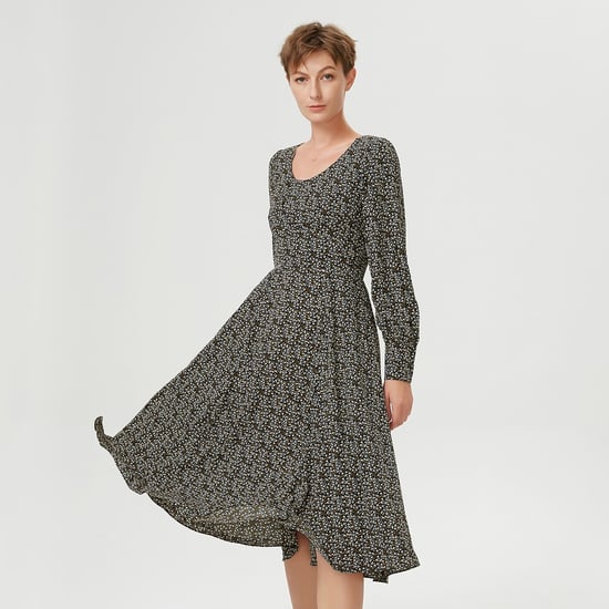 Fitted blouse dress with liberty print and plunging neckline on the back - Image 4