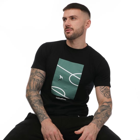 Men's One True Saxon Turf T-Shirt in Black - Image 4