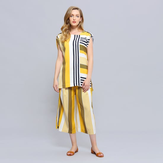 Stripe print fold capri pants - Image 4