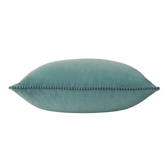 furn. Funda de Cojín de Terciopelo Cuadrada con Flecos de Pom-Pom Cosmo - Image 2