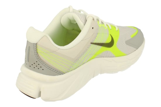 Nike Womens Alphina 5000 WhiteTrainers - Image 3
