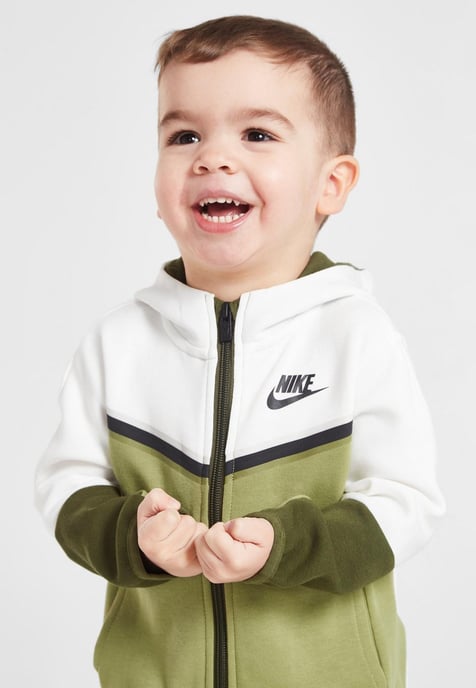 Traje Nike Tech FZ HD Niño - Image 5