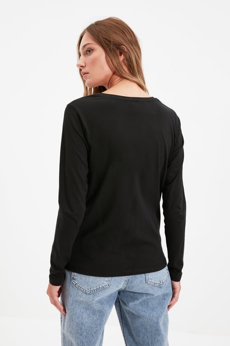 Trendyol Women's Straight T-Shirt - Image 5