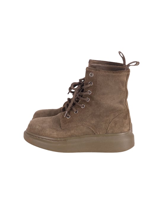 Alexander Mcqueen Lace Up Combat Boots in Khaki Suede - Image 1