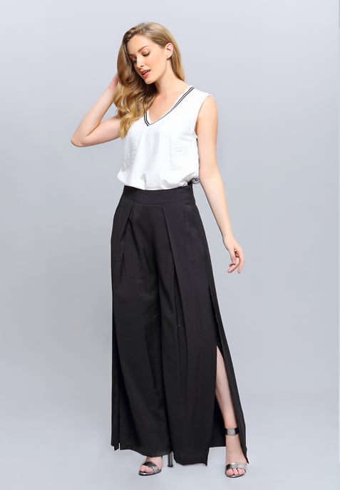 Long V-Neckline Bi-Material Top - Image 4