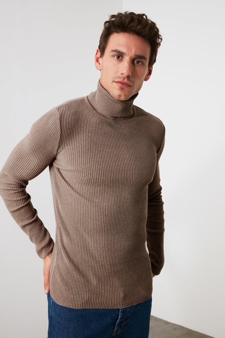 Trendyol Men's  Plain  Sweater - Image 2