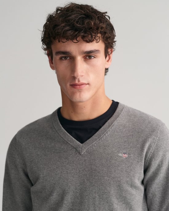 GANT Mens Classic Cotton V-Neck Jumper - Image 2