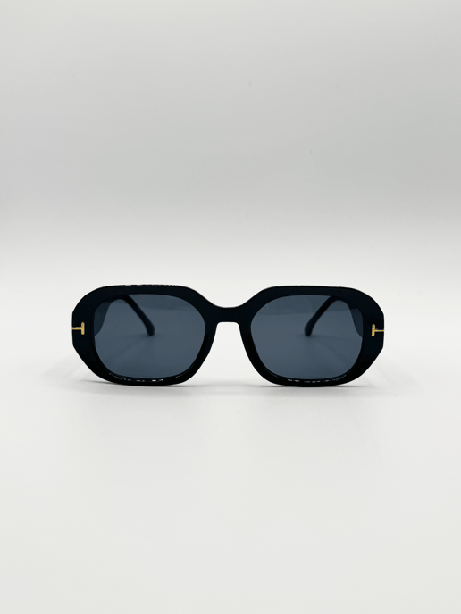 Oval Sunglasses with Wide Arm in Black - Image 1