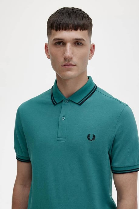 Fred Perry Polo negro con cuello con ribetes gemelos en verde menta - Image 5