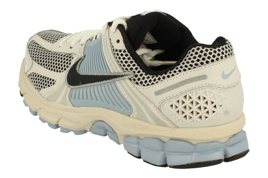 Nike Womens Zoom Vomero 5 Trainers White - Image 2