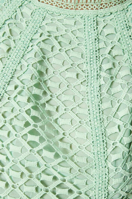 Lace Sleeveless Pleated Tiered Midaxi Dress