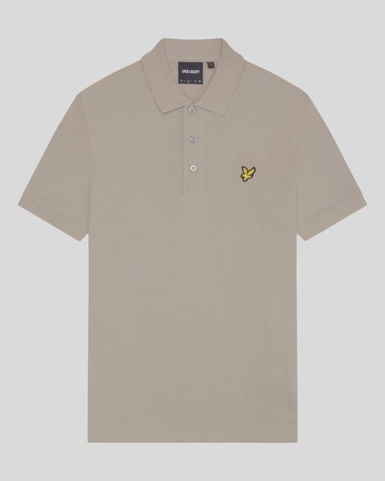Polo verde salvia con logo en el pecho de Lyle & Scott - Image 5