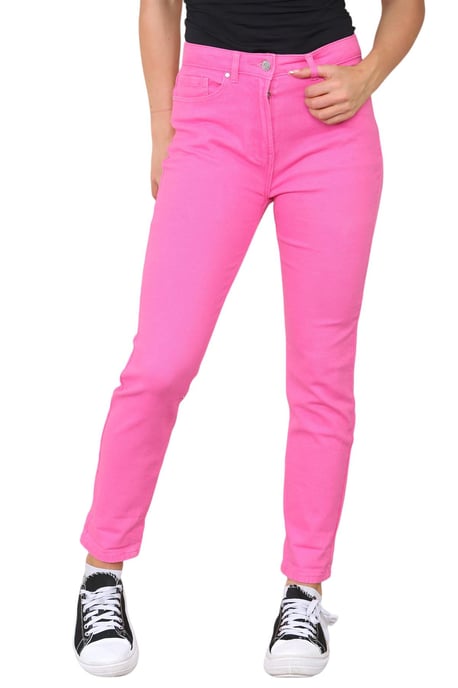 Vaqueros Mom de talle alto y pernera recta cónica de M&Co para mujer en rosa - Image 1