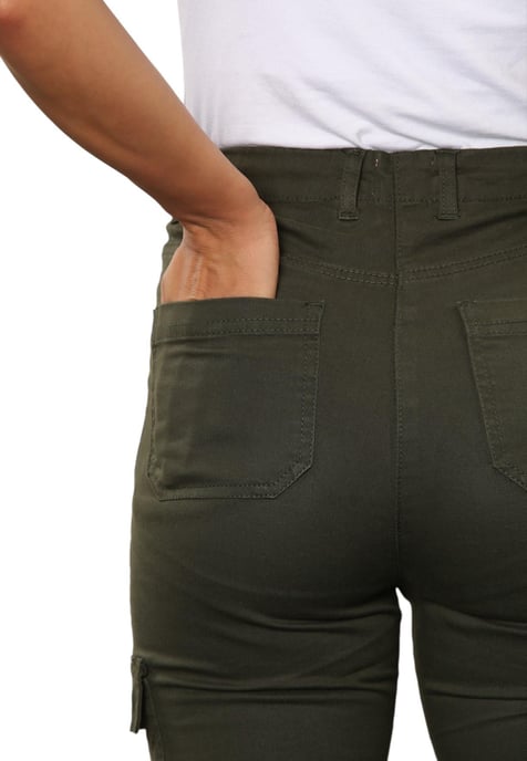 MYT Pantalones Cargo Chino Tobilleros para Mujer en Caqui - Image 6