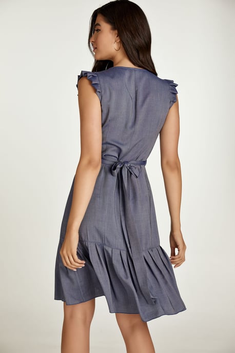 Vestido cruzado estilo mezclilla azul - Image 3