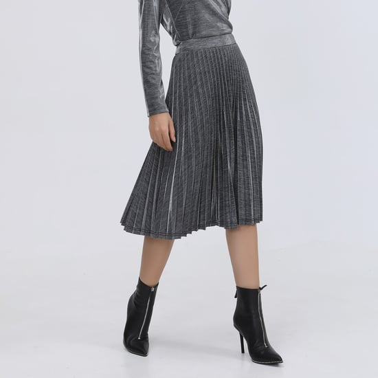 Shimmering skirt with sunpleats - Image 2