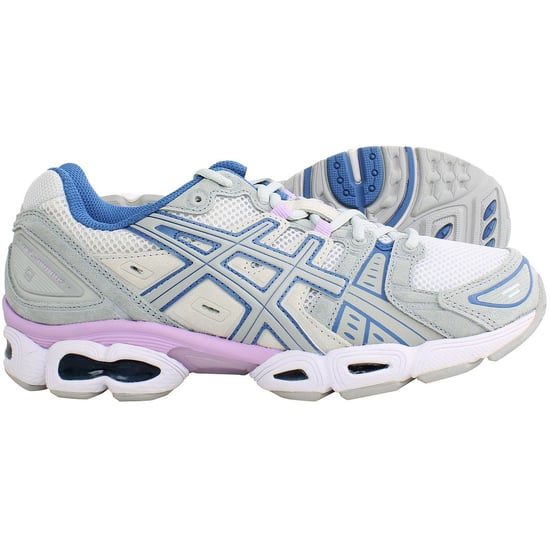 Zapatillas Asics Gel-Nimbus 9 para mujer en gris - Image 4
