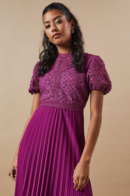 Petite Lace Puff Sleeve Pleated Midi Dress