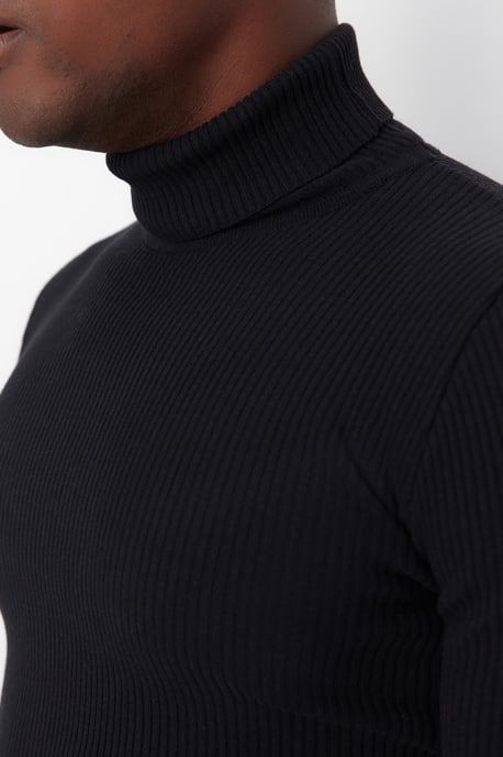 Trendyol Men's Plain Sweater - Image 3