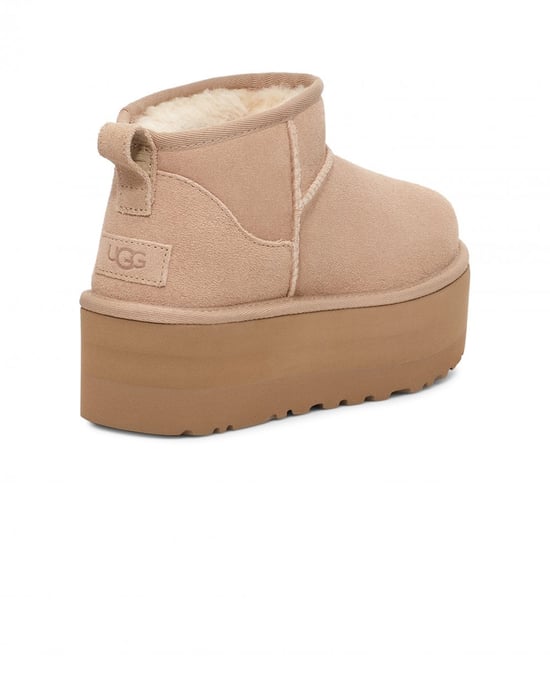 Botas de mujer Ugg en beige - Image 4