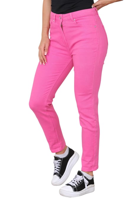 Vaqueros Mom de talle alto y pernera recta cónica de M&Co para mujer en rosa - Image 3