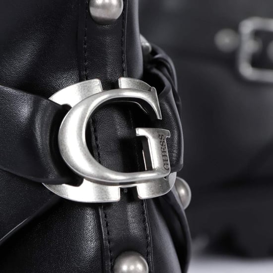 Botines Guess para mujer con logo metálico grande - Image 3
