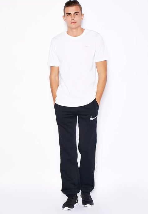 Nike Hombre Camiseta con logo bordado Blanco - Image 4