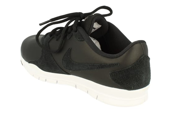 Nike Womens Flex Essential Tr Lt Black Trainers - Image 2
