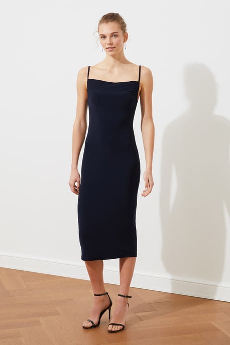 Trendyol Women's Cowl Neck bodycone Midi Dress - Image 4