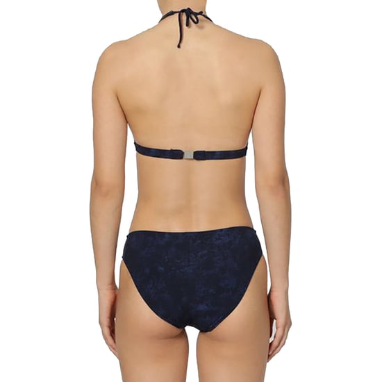 Bikini woman Docor