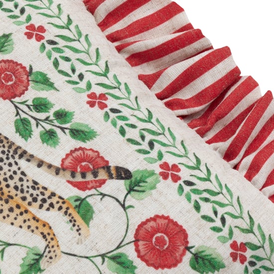 Cojín de poliéster relleno con volantes y estampado de leopardos Okara de Wylder Tropics - Image 4