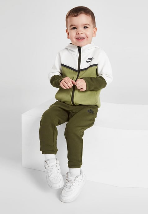 Traje Nike Tech FZ HD Niño - Image 4