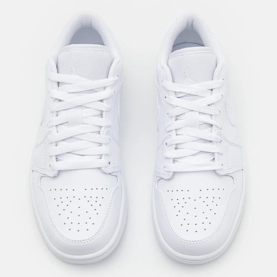 Zapatillas Nike Air Jordan 1 Low para hombre en blanco/blanco/blanco - Image 5
