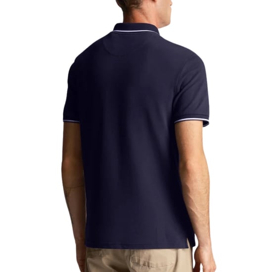 Lyle & Scott Polo de manga corta con logo estampado coordinado en azul marino - Image 2