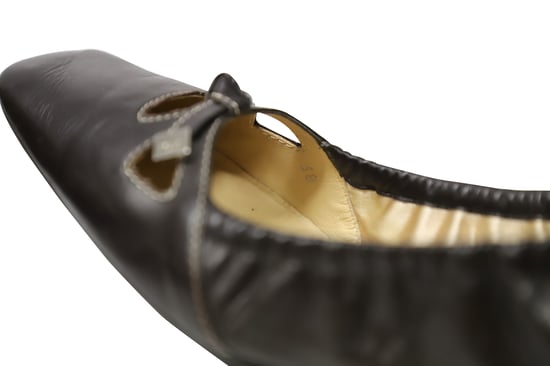 Tod's Bow Scrunch Ballet Flats in Black Leather - Image 6