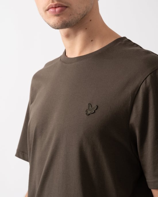 Camiseta Verde Con Forma De Águila Tonal De Lyle & Scott - Image 2
