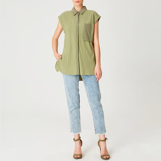 Sleeveless shirt with patch pocket - Image 5